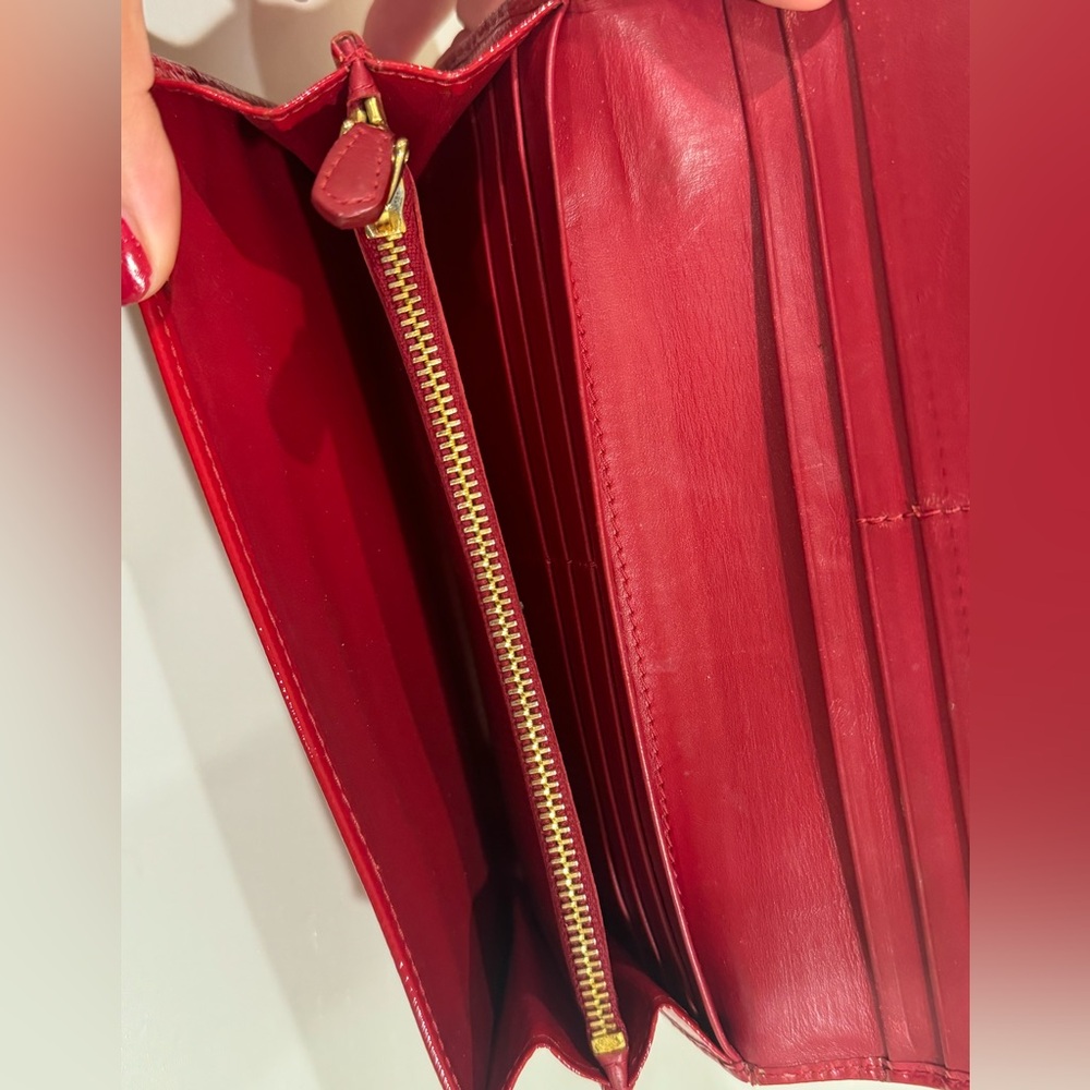 Prada bow wallet *RARE* - Picture 2 of 9